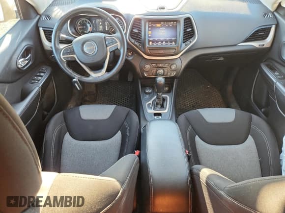 ✅ 2014 Jeep Cherokee Latitude • VIN: 1C4PJMCSXEW111904 • Lot: 90410115. Wystawiony na Copart z przebiegiem 169 933 mil. Bezpłatny archiwum sprzedaży aukcyjnych z USA i szczegółowy raport historii pojazdu na DreamBid. Zdjęcie 8.