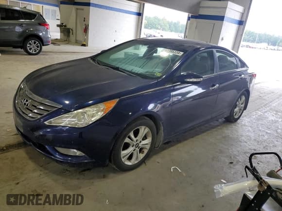 ✅ 2012 Hyundai Sonata SE • VIN: 5NPEC4AC4CH346430 • Lot: 71085334. Listed on Copart with 172,585 mi. Free auction sales archive from the USA and detailed vehicle history report at DreamBid. Image 1.