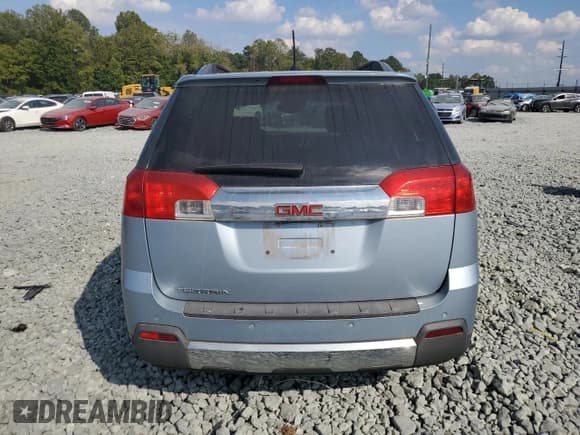 ✅ 2014 GMC Terrain SLT • VIN: 2GKALTEKXE6125601 • Lot: 82120235. Wystawiony na Copart z przebiegiem 178 194 mil. Bezpłatny archiwum sprzedaży aukcyjnych z USA i szczegółowy raport historii pojazdu na DreamBid. Zdjęcie 6.