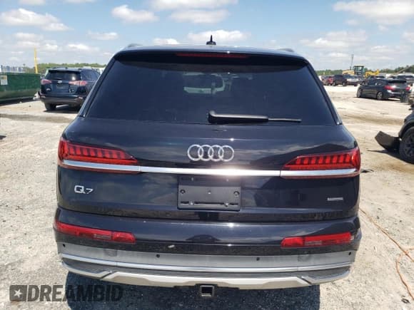 ✅ 2021 Audi Q7 Premium Plus • VIN: WA1LXAF7XMD029260 • Lot: 80357915. Wystawiony na Copart z przebiegiem 92 062 mil. Bezpłatny archiwum sprzedaży aukcyjnych z USA i szczegółowy raport historii pojazdu na DreamBid. Zdjęcie 6.