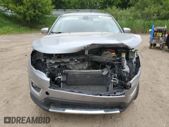 ✅ 2019 Jeep Compass Limited • VIN: 3C4NJDCB5KT854172 • Lot: 58294125. Listed on Copart with 51,865 mi. Free auction sales archive from the USA and detailed vehicle history report at DreamBid. Image 5.