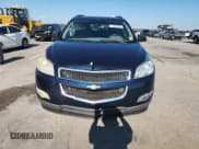 ✅ 2012 Chevrolet Traverse LS • VIN: 1GNKRFED0CJ191812 • Lot: 90458185. Wystawiony na Copart z przebiegiem Nie podano. Bezpłatny archiwum sprzedaży aukcyjnych z USA i szczegółowy raport historii pojazdu na DreamBid. Zdjęcie 5.