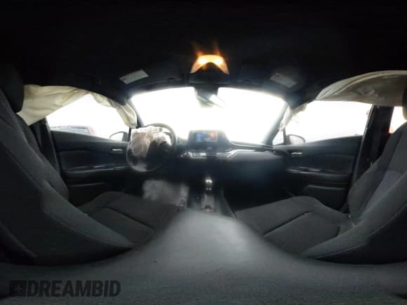 ✅ 2018 Toyota C-HR XLE • VIN: NMTKHMBX3JR034465 • Lot: 43533003. Wystawiony na IAAI z przebiegiem 113 112 mil. Bezpłatny archiwum sprzedaży aukcyjnych z USA i szczegółowy raport historii pojazdu na DreamBid. Zdjęcie 18.