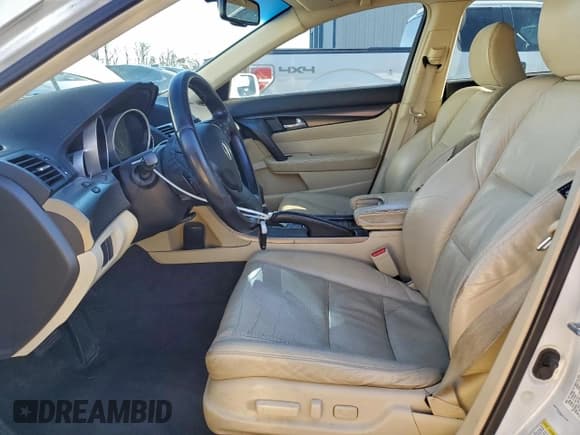 ✅ 2012 Acura TL Technology • VIN: 19UUA8F53CA004298 • Лот: 95113535. Опубликован ранее на Copart с пробегом 281 700 миль. Бесплатный доступ к архиву аукционных продаж из США и подробный отчёт об истории автомобиля на DreamBid. Изображение 7.