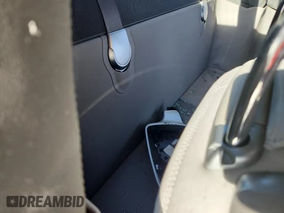 ✅ 2009 Mercedes-Benz SL 550 • VIN: WDBSK71F59F156008 • Lot: 86689435. Wystawiony na Copart z przebiegiem Nie podano. Bezpłatny archiwum sprzedaży aukcyjnych z USA i szczegółowy raport historii pojazdu na DreamBid. Zdjęcie 10.