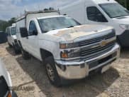 ✅ 2015 Chevrolet Silverado 2500HD Work Truck • VIN: 1GC0CUEG0FZ508462 • Lot: 53949005. Wystawiony na Copart z przebiegiem 265 120 mil. Bezpłatny archiwum sprzedaży aukcyjnych z USA i szczegółowy raport historii pojazdu na DreamBid. Zdjęcie 4.