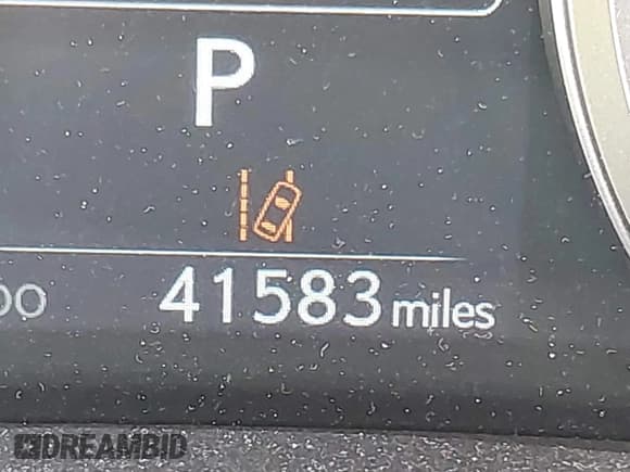 ✅ 2018 Lexus NX 300 • VIN: JTJYARBZXJ2109195 • Lot: 42045698. Listed on IAAI with 41,583 mi. Free auction sales archive from the USA and detailed vehicle history report at DreamBid. Image 15.