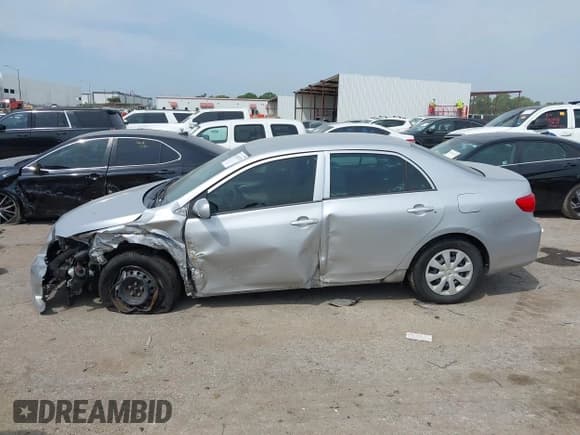 ✅ 2013 Toyota Corolla L • VIN: 5YFBU4EE5DP160606 • Lot: 43138770. Listed on IAAI with 63,645 mi. Free auction sales archive from the USA and detailed vehicle history report at DreamBid. Image 15.