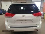 ✅ 2013 Toyota Sienna LE AAS • VIN: 5TDKK3DC2DS397156 • Lot: 87222915. Wystawiony na Copart z przebiegiem 117 000 mil. Bezpłatny archiwum sprzedaży aukcyjnych z USA i szczegółowy raport historii pojazdu na DreamBid. Zdjęcie 6.