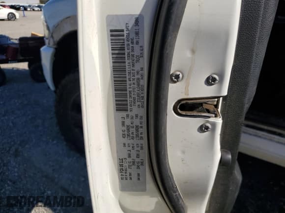 ✅ 2018 Ram 2500 Laramie • VIN: 3C6UR5FL4JG400590 • Lot: 90141745. Wystawiony na Copart z przebiegiem 77 795 mil. Bezpłatny archiwum sprzedaży aukcyjnych z USA i szczegółowy raport historii pojazdu na DreamBid. Zdjęcie 12.