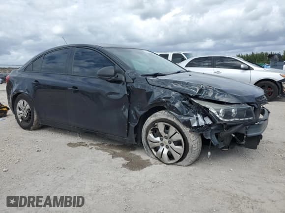 ✅ 2016 Chevrolet Cruze LS • VIN: 1G1PC5SH8G7206697 • Lot: 91025995. Listed on Copart with 164,578 mi. Free auction sales archive from the USA and detailed vehicle history report at DreamBid. Image 4.