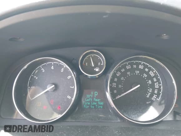 ✅ 2013 Chevrolet Captiva Sport LT • VIN: 3GNAL3EKXDS613580 • Lot: 42024623. Wystawiony na IAAI z przebiegiem 81 787 mil. Bezpłatny archiwum sprzedaży aukcyjnych z USA i szczegółowy raport historii pojazdu na DreamBid. Zdjęcie 7.