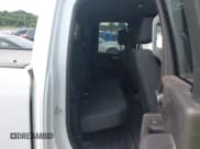 ✅ 2022 Chevrolet Silverado 2500HD Work Truck • VIN: 1GC2YLE78NF332510 • Lot: 42390090. Wystawiony na IAAI z przebiegiem 110 672 mil. Bezpłatny archiwum sprzedaży aukcyjnych z USA i szczegółowy raport historii pojazdu na DreamBid. Zdjęcie 8.