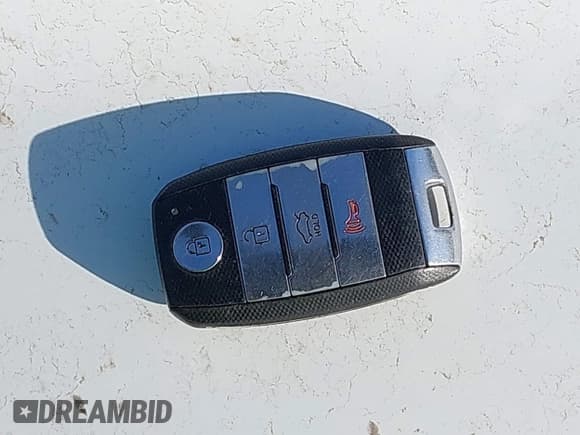 ✅ 2014 Kia Optima LX • VIN: KNAGM4AD5E5069057 • Lot: 43645120. Listed on IAAI with 121,580 mi. Free auction sales archive from the USA and detailed vehicle history report at DreamBid. Image 11.