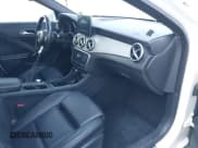 ✅ 2017 Mercedes-Benz GLA 250 • VIN: WDCTG4GB6HJ302562 • Lot: 42924350. Wystawiony na IAAI z przebiegiem 105 062 mil. Bezpłatny archiwum sprzedaży aukcyjnych z USA i szczegółowy raport historii pojazdu na DreamBid. Zdjęcie 5.