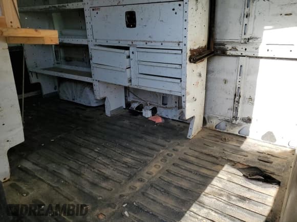 ✅ 2014 Ram ProMaster Cargo • VIN: 3C6TRVDG5EE107302 • Лот: 51847295. Опубликован ранее на Copart с пробегом 173 621 миль. Бесплатный доступ к архиву аукционных продаж из США и подробный отчёт об истории автомобиля на DreamBid. Изображение 11.