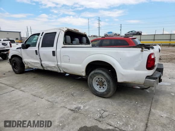 ✅ 2013 Ford F-250 XL • VIN: 1FT7W2A66DEB22981 • Lot: 70151925. Listed on Copart with 327,284 mi. Free auction sales archive from the USA and detailed vehicle history report at DreamBid. Image 2.