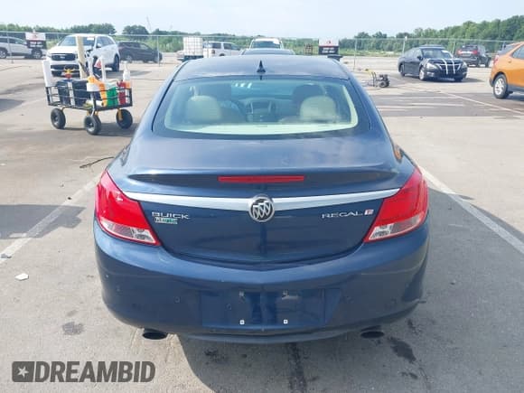 ✅ 2011 Buick Regal CXL Turbo TO2 • VIN: W04GW5EV0B1138661 • Lot: 42825844. Listed on IAAI with 173,227 mi. Free auction sales archive from the USA and detailed vehicle history report at DreamBid. Image 16.