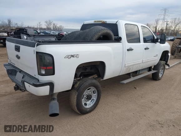 ✅ 2013 Chevrolet Silverado 2500HD LT • VIN: 1GC1KXC8XDF118438 • Лот: 41400416. Опубликован ранее на IAAI с пробегом 167 735 миль. Бесплатный доступ к архиву аукционных продаж из США и подробный отчёт об истории автомобиля на DreamBid. Изображение 4.