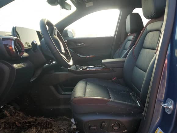 2025 Chevrolet Equinox FWD RS с VIN 3GNAXLEG0SL187955, выставлен на аукционе Copart как лот 52043535 с пробегом 2 277 миль миль и Списание • Salvage title. История ставок и продаж доступна на DreamBid. Изображение 7.