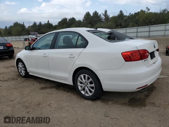 ✅ 2012 Volkswagen Jetta SE • VIN: 3VWDX7AJXCM079575 • Lot: 85899195. Listed on Copart with 136,673 mi. Free auction sales archive from the USA and detailed vehicle history report at DreamBid. Image 2.