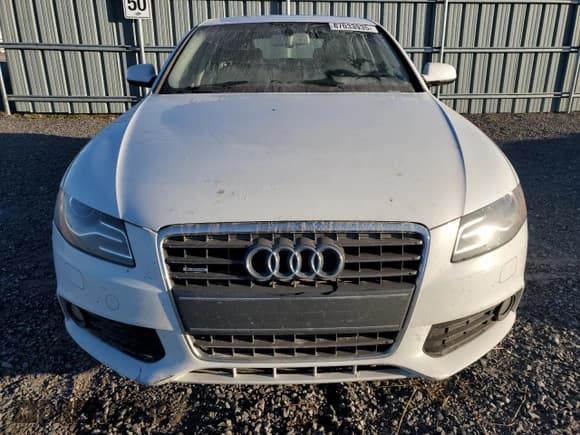 ✅ 2012 Audi A4 Progressiv • VIN: WAUFFCFL7CA117551 • Lot: 87033935. Listed on Copart with 235,783 mi. Free auction sales archive from the USA and detailed vehicle history report at DreamBid. Image 5.