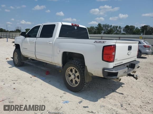 ✅ 2015 Chevrolet Silverado 1500 LT • VIN: 3GCUKREC7FG440322 • Лот: 71617624. Опубликован ранее на Copart с пробегом 114 595 миль. Бесплатный доступ к архиву аукционных продаж из США и подробный отчёт об истории автомобиля на DreamBid. Изображение 2.