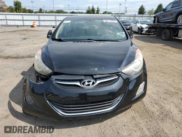 ✅ 2012 Hyundai Elantra Limited • VIN: 5NPDH4AEXCH095427 • Lot: 82024075. Wystawiony na Copart z przebiegiem 74 935 mil. Bezpłatny archiwum sprzedaży aukcyjnych z USA i szczegółowy raport historii pojazdu na DreamBid. Zdjęcie 5.