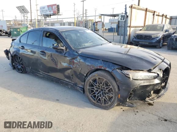 ✅ 2023 BMW M3 Competition • VIN: WBS33AY01PFN67560 • Lot: 47995125. Wystawiony na Copart z przebiegiem 22 399 mil. Bezpłatny archiwum sprzedaży aukcyjnych z USA i szczegółowy raport historii pojazdu na DreamBid. Zdjęcie 4.