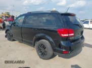 ✅ 2019 Dodge Journey SE • VIN: 3C4PDCBB0KT856889 • Lot: 43253151. Wystawiony na IAAI z przebiegiem 76 141 mil. Bezpłatny archiwum sprzedaży aukcyjnych z USA i szczegółowy raport historii pojazdu na DreamBid. Zdjęcie 3.