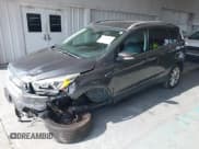 ✅ 2017 Ford Escape Titanium • VIN: 1FMCU0J90HUA47446 • Lot: 43765146. Wystawiony na IAAI z przebiegiem 91 998 mil. Bezpłatny archiwum sprzedaży aukcyjnych z USA i szczegółowy raport historii pojazdu na DreamBid. Zdjęcie 17.