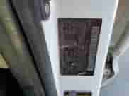 2009 Hyundai Santa Fe GLS z VIN 5NMSG13D99H264744, wystawiony jako Copart lot #67144644 z przebiegiem 168 814 mil mil oraz Szkoda całkowita • Salvage title. Historia ofert i sprzedaży dostępna na DreamBid. Obrazek 13.