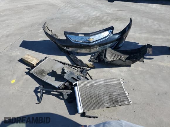 ✅ 2017 Chevrolet Volt LT • VIN: 1G1RA6S52HU162953 • Lot: 78729383. Wystawiony na Copart z przebiegiem 103 241 mil. Bezpłatny archiwum sprzedaży aukcyjnych z USA i szczegółowy raport historii pojazdu na DreamBid. Zdjęcie 12.