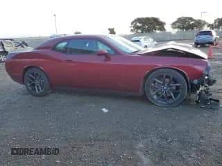 ✅ 2020 Dodge Challenger R/T • VIN: 2C3CDZBT2LH247327 • Lot: 41339634. Wystawiony na Copart z przebiegiem 22 180 mil. Bezpłatny archiwum sprzedaży aukcyjnych z USA i szczegółowy raport historii pojazdu na DreamBid. Zdjęcie 4.
