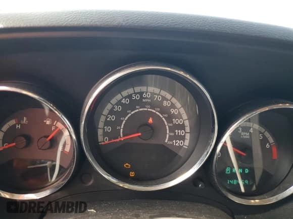 ✅ 2010 Dodge Caliber SXT • VIN: 1B3CB4HA3AD532379 • Лот: 68520634. Опубликован ранее на Copart с пробегом 148 469 миль. Бесплатный доступ к архиву аукционных продаж из США и подробный отчёт об истории автомобиля на DreamBid. Изображение 9.