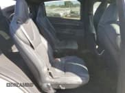 ✅ 2024 Tesla Model X Plaid • VIN: 7SAXCBE62RF458901 • Lot: 61037655. Wystawiony na Copart z przebiegiem Nie podano. Bezpłatny archiwum sprzedaży aukcyjnych z USA i szczegółowy raport historii pojazdu na DreamBid. Zdjęcie 11.