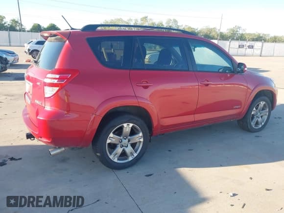 ✅ 2011 Toyota RAV4 Sport • VIN: JTMRK4DV1B5099349 • Lot: 43496913. Wystawiony na IAAI z przebiegiem 127 632 mil. Bezpłatny archiwum sprzedaży aukcyjnych z USA i szczegółowy raport historii pojazdu na DreamBid. Zdjęcie 4.