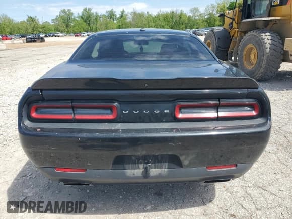 ✅ 2018 Dodge Challenger R/T Plus • VIN: 2C3CDZBTXJH131080 • Lot: 55607975. Listed on Copart with 234,358 mi. Free auction sales archive from the USA and detailed vehicle history report at DreamBid. Image 6.