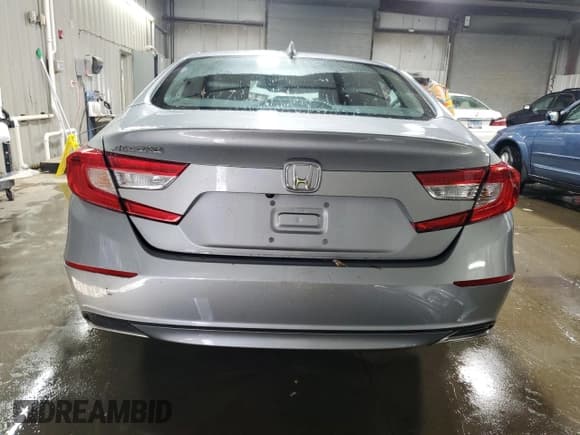 ✅ 2019 Honda Accord EX-L • VIN: 1HGCV1F58KA148922 • Лот: 92236135. Опубликован ранее на Copart с пробегом 71 332 миль. Бесплатный доступ к архиву аукционных продаж из США и подробный отчёт об истории автомобиля на DreamBid. Изображение 6.