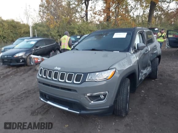 ✅ 2021 Jeep Compass Limited • VIN: 3C4NJCCB7MT605157 • Lot: 43585779. Listed on IAAI with 79,088 mi. Free auction sales archive from the USA and detailed vehicle history report at DreamBid. Image 17.