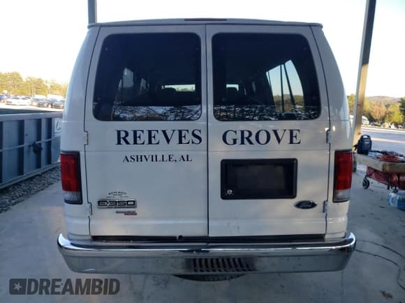 ✅ 2011 Ford Econoline Passenger XL • VIN: 1FBSS3BL0BDB17668 • Лот: 81990144. Опубликован ранее на Copart с пробегом 57 248 миль. Бесплатный доступ к архиву аукционных продаж из США и подробный отчёт об истории автомобиля на DreamBid. Изображение 6.