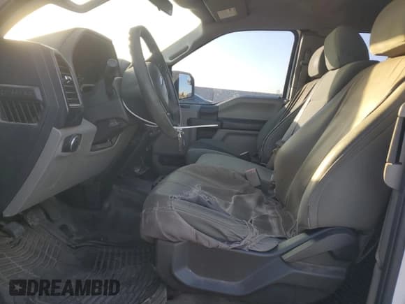 ✅ 2016 Ford F-150 XL • VIN: 1FTFX1CG1GKD83160 • Lot: 88556195. Listed on Copart with 119,791 mi. Free auction sales archive from the USA and detailed vehicle history report at DreamBid. Image 7.