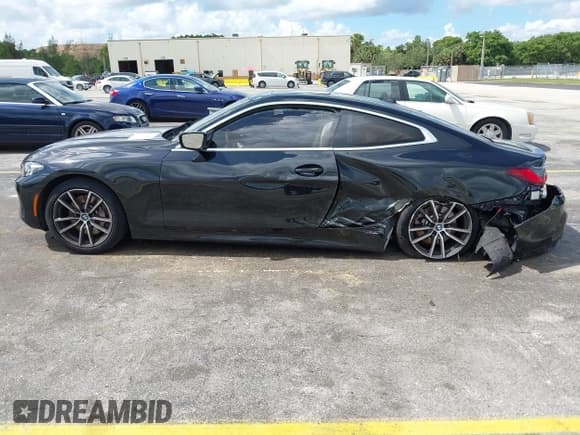 ✅ 2025 BMW 4 Series 430i • VIN: WBA43DA0XSCS96593 • Lot: 42570073. Listed on IAAI with 23,469 mi. Free auction sales archive from the USA and detailed vehicle history report at DreamBid. Image 14.