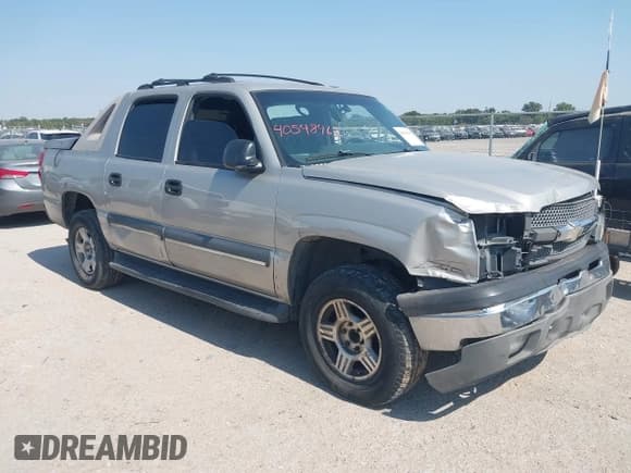 ✅ 2005 Chevrolet Avalanche Z66 • VIN: 3GNEC12Z45G273984 • Lot: 40548465. Listed on IAAI with 265,248 mi. Free auction sales archive from the USA and detailed vehicle history report at DreamBid. Image 1.