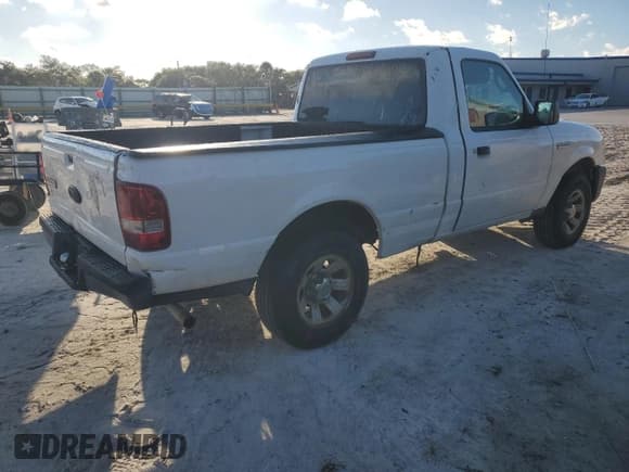 ✅ 2007 Ford Ranger XL • VIN: 1FTYR10D57PA13992 • Lot: 85839625. Wystawiony na Copart z przebiegiem 201 722 mil. Bezpłatny archiwum sprzedaży aukcyjnych z USA i szczegółowy raport historii pojazdu na DreamBid. Zdjęcie 3.