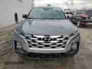 2023 Hyundai Santa Cruz SE z VIN 5NTJA4AE3PH069136, wystawiony jako Copart lot #66968315 z przebiegiem 29 991 mil mil oraz Czysty tytuł • Clean title. Historia ofert i sprzedaży dostępna na DreamBid. Obrazek 5.