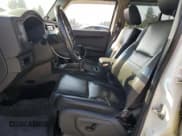 ✅ 2008 Jeep Commander Sport • VIN: 1J8HG48N08C172067 • Lot: 71125095. Wystawiony na Copart z przebiegiem 161 960 mil. Bezpłatny archiwum sprzedaży aukcyjnych z USA i szczegółowy raport historii pojazdu na DreamBid. Zdjęcie 7.