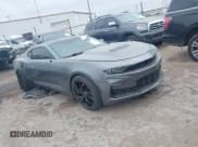 ✅ 2020 Chevrolet Camaro 2SS • VIN: 1G1FG1R71L0114890 • Lot: 41730158. Wystawiony na IAAI z przebiegiem Nie podano. Bezpłatny archiwum sprzedaży aukcyjnych z USA i szczegółowy raport historii pojazdu na DreamBid. Zdjęcie 1.
