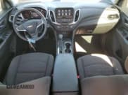 ✅ 2022 Chevrolet Equinox LT • VIN: 2GNAXKEV1N6105233 • Lot: 90142075. Wystawiony na Copart z przebiegiem 29 945 mil. Bezpłatny archiwum sprzedaży aukcyjnych z USA i szczegółowy raport historii pojazdu na DreamBid. Zdjęcie 8.