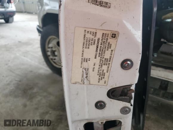 ✅ 1997 Chevrolet Silverado 3500 • VIN: 1GCHC39R4VE173348 • Lot: 69478734. Listed on Copart with 233,736 mi. Free auction sales archive from the USA and detailed vehicle history report at DreamBid. Image 12.